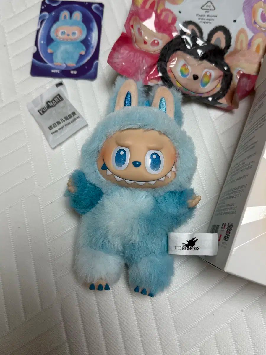 ラブブLabubu HOPE 青 POPMART 正規品 POPMART正規店舗購入】 LABUBU ラブブ ぬいぐるみ HOPE 青