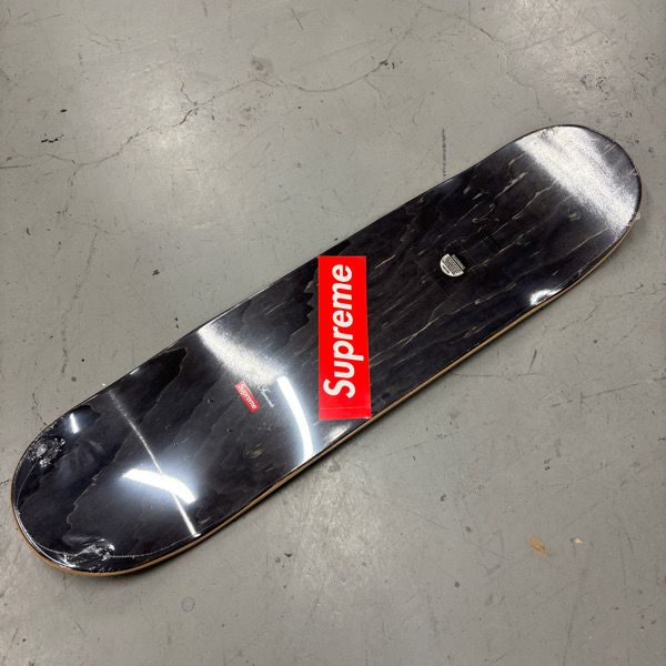 未使用　Supreme スケートボードデッキ グリーンスカル1 Supreme×ANTI HERO 22SS ANTIHERO Curbs Skateboard Green