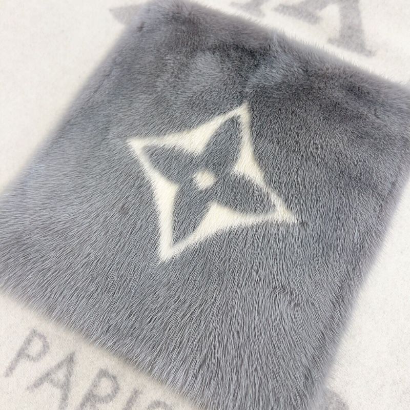 VUITTON マフラー