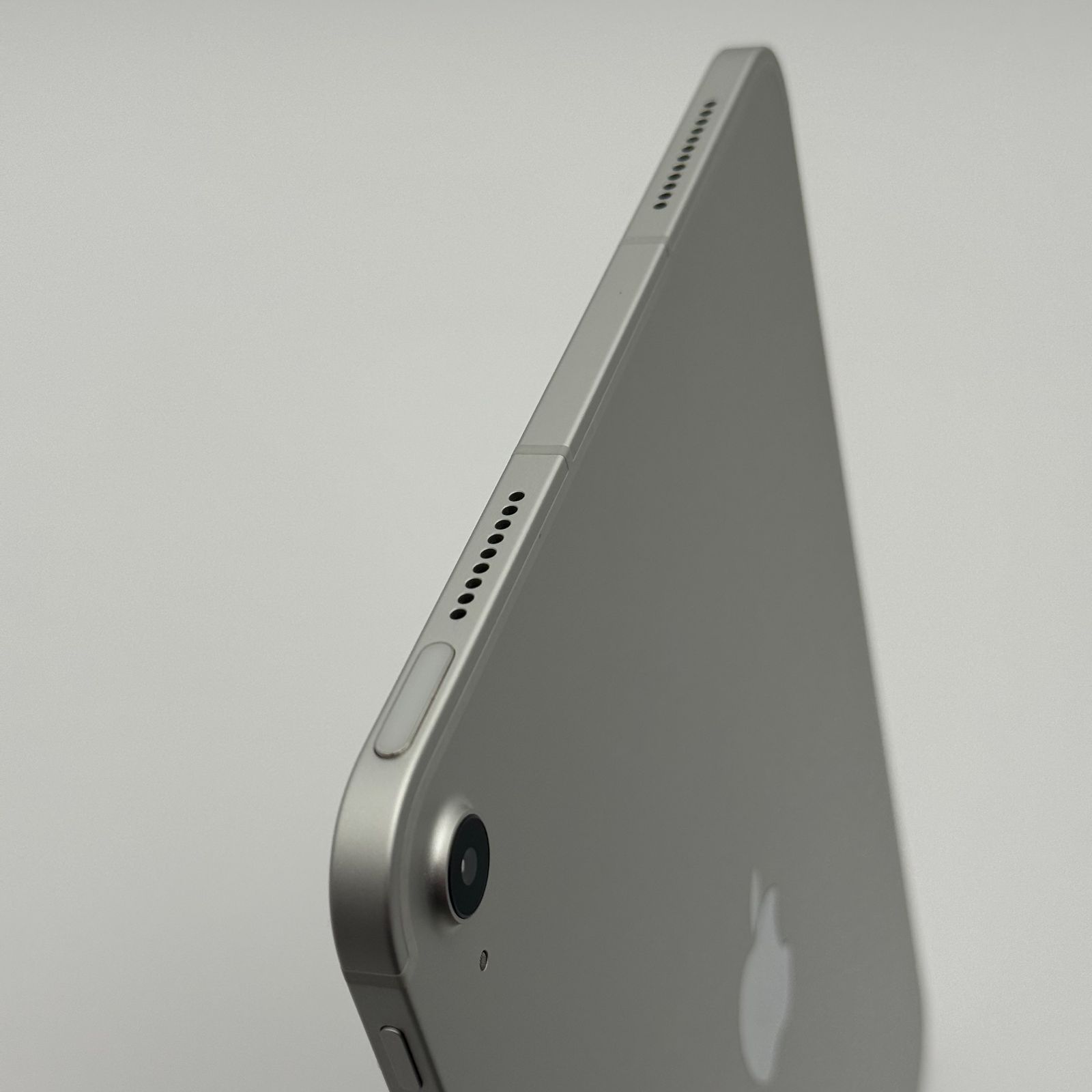 現在メルカリ最安値　新品　Apple ipad 代10世代　256gb シルバー ✨新品•未使用✨】Apple iPad第10世代256GB WiFi シルバー