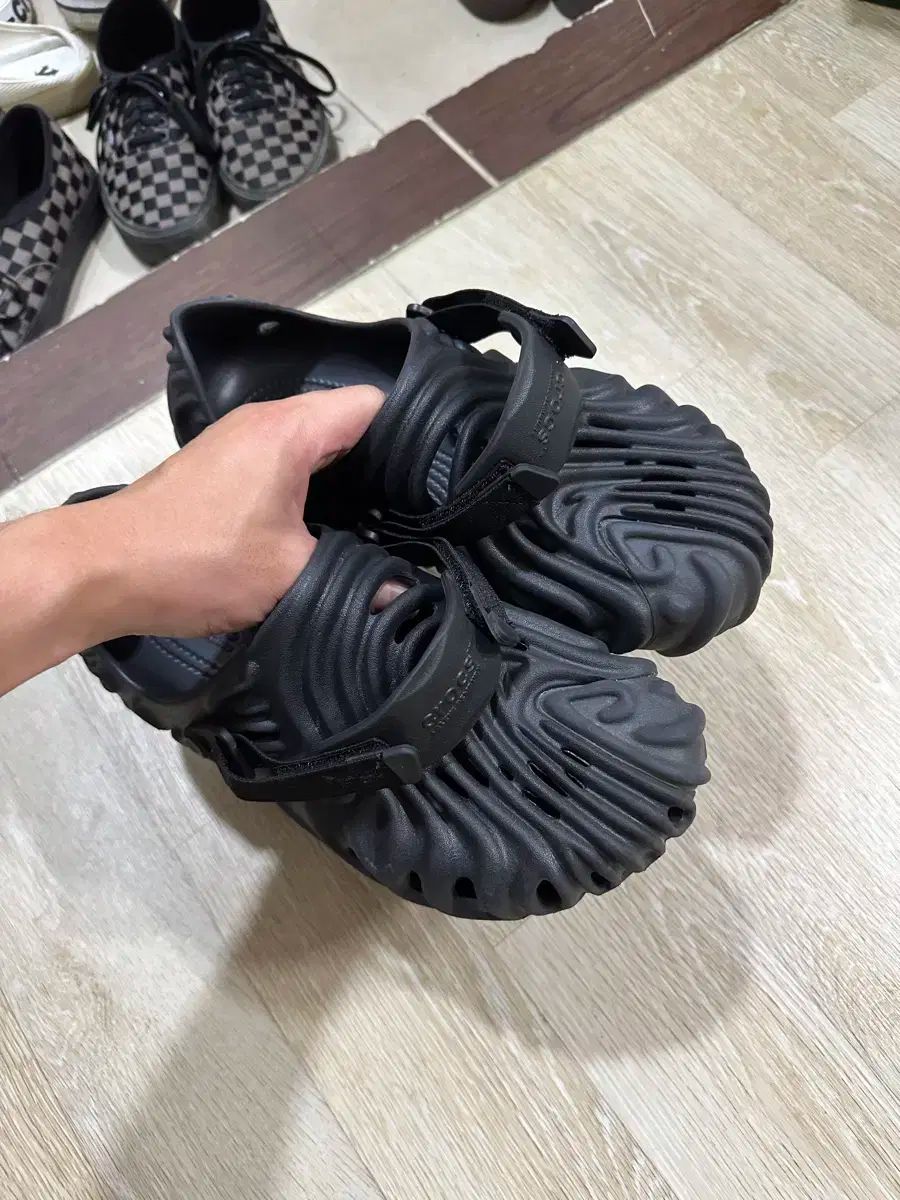 280 crocs クロックス サレヘ サスクワァッチ