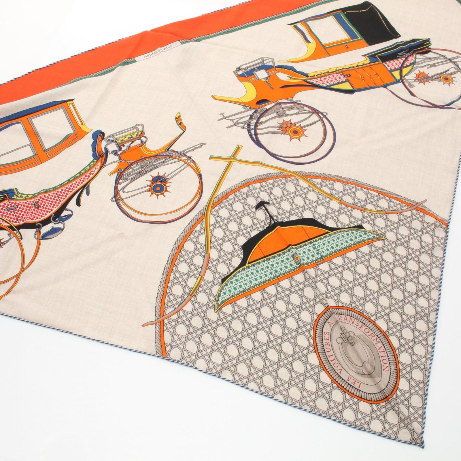 【Hermes】三角形スカーフ◇Les Voitures 新品・未使用品】エルメス HERMES トライアングル ジェアン Les