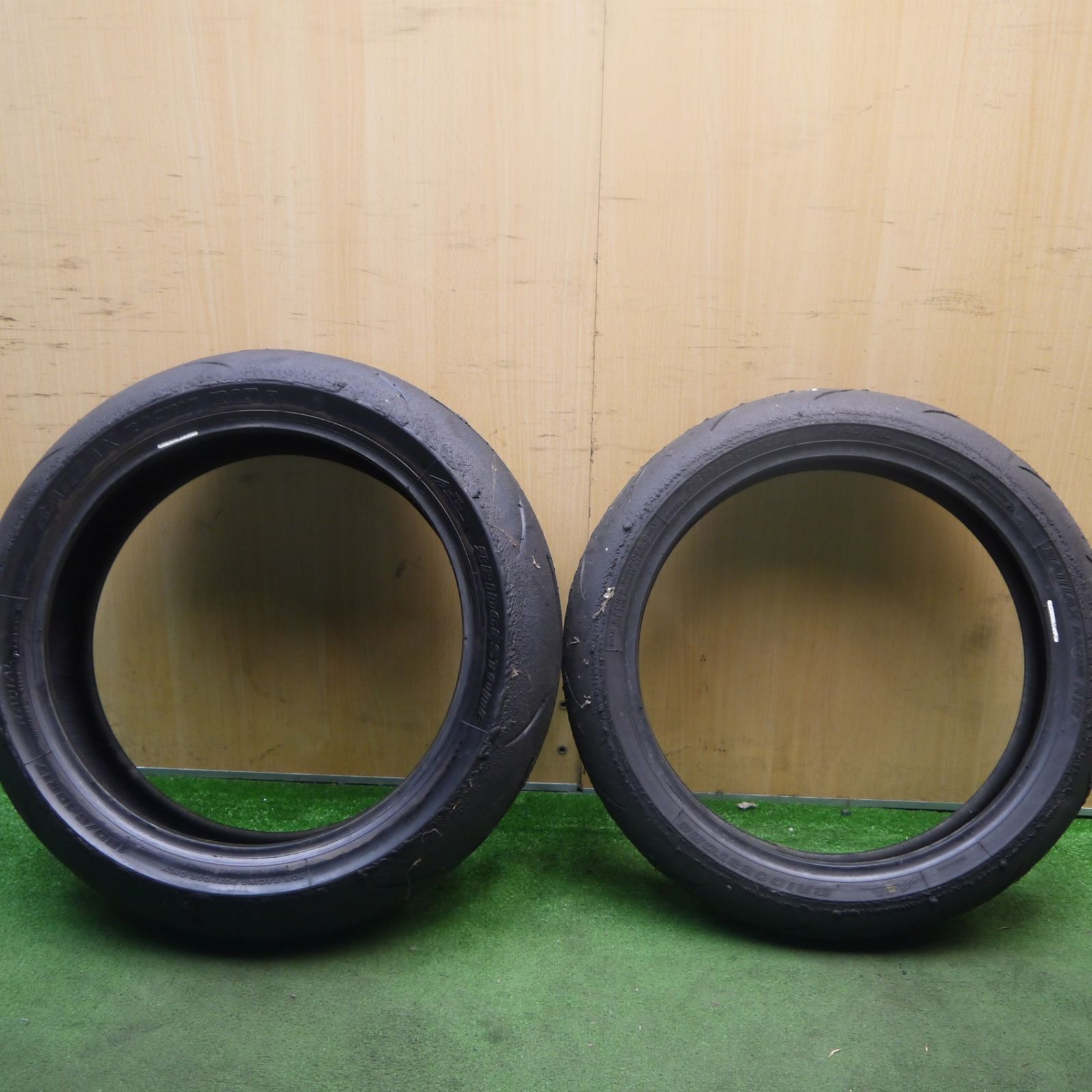 前後2本セット バイク タイヤ 120|600R17 180|640R17 ブリヂストン バトラックス レーシング R10 CBR600RR 等 5092210Hノタ
