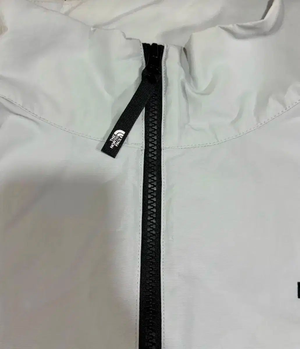 2025新作！ THE NORTH FACE ザノースフェイス 白 ラベル