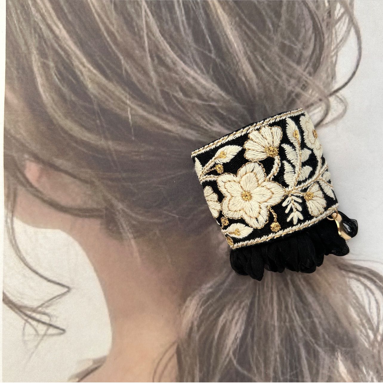 no.57 ハンドメイド　刺繍リボンとフリンジのアンティーク調ヘアアクセサリー d8f2f12b344fe9688a402925f8ada8