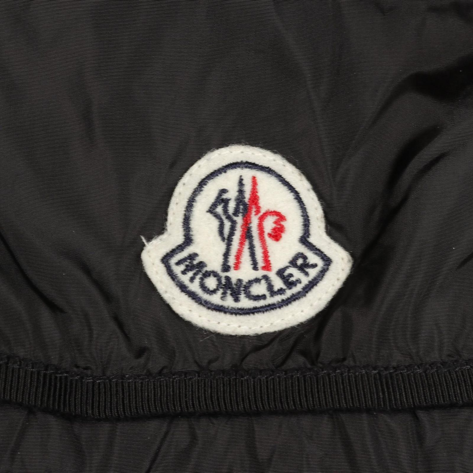 モンクレール　ALBATRE MONCLER (モンクレール) 胸ロゴ フルジップ ダウンジャケット