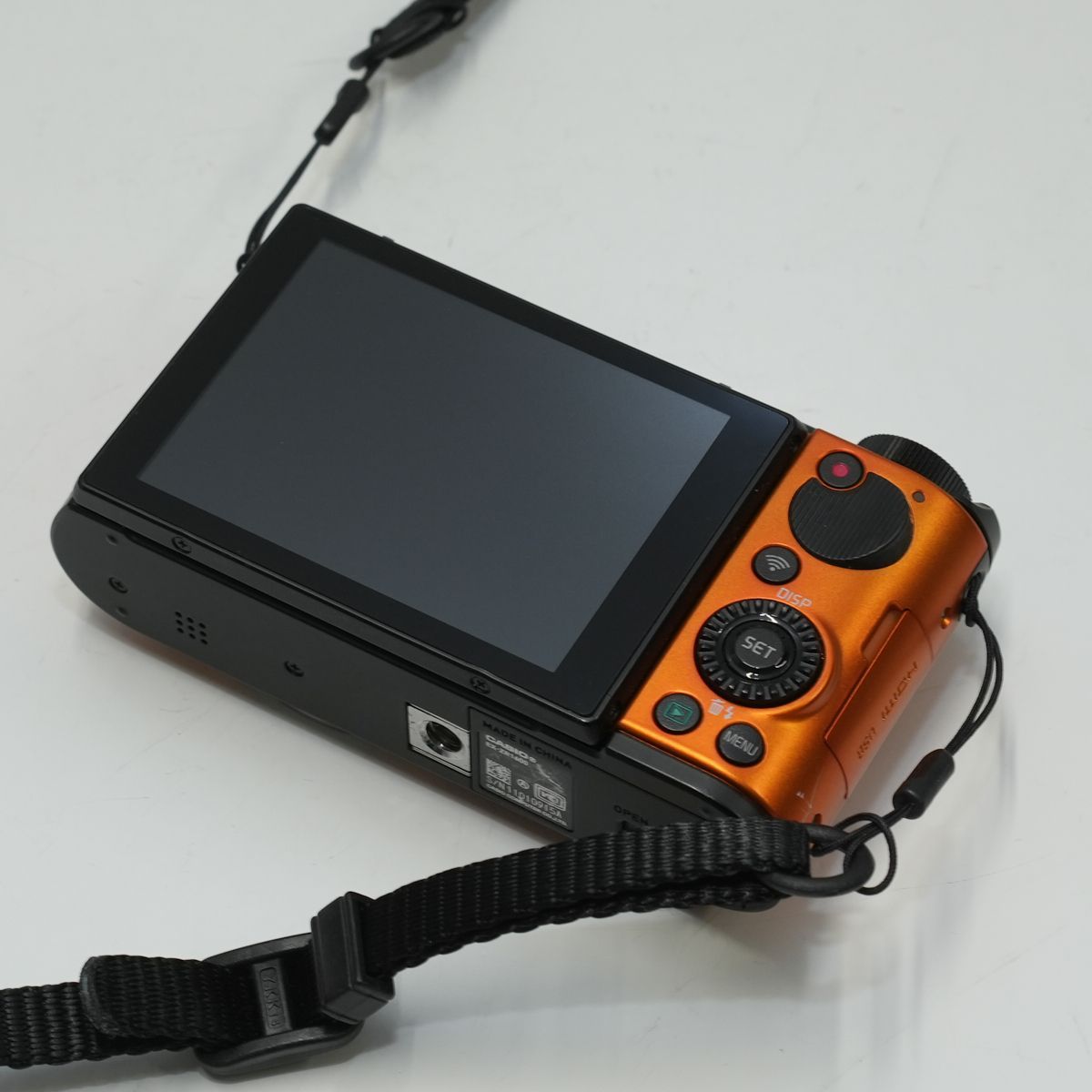 CASIO EX-ZR1600 USED美品 エクシリム 本体+バッテリー Bluetooth Wi-Fi 光学18倍ズーム 広角25mm 自分撮り 完動品  CP5516