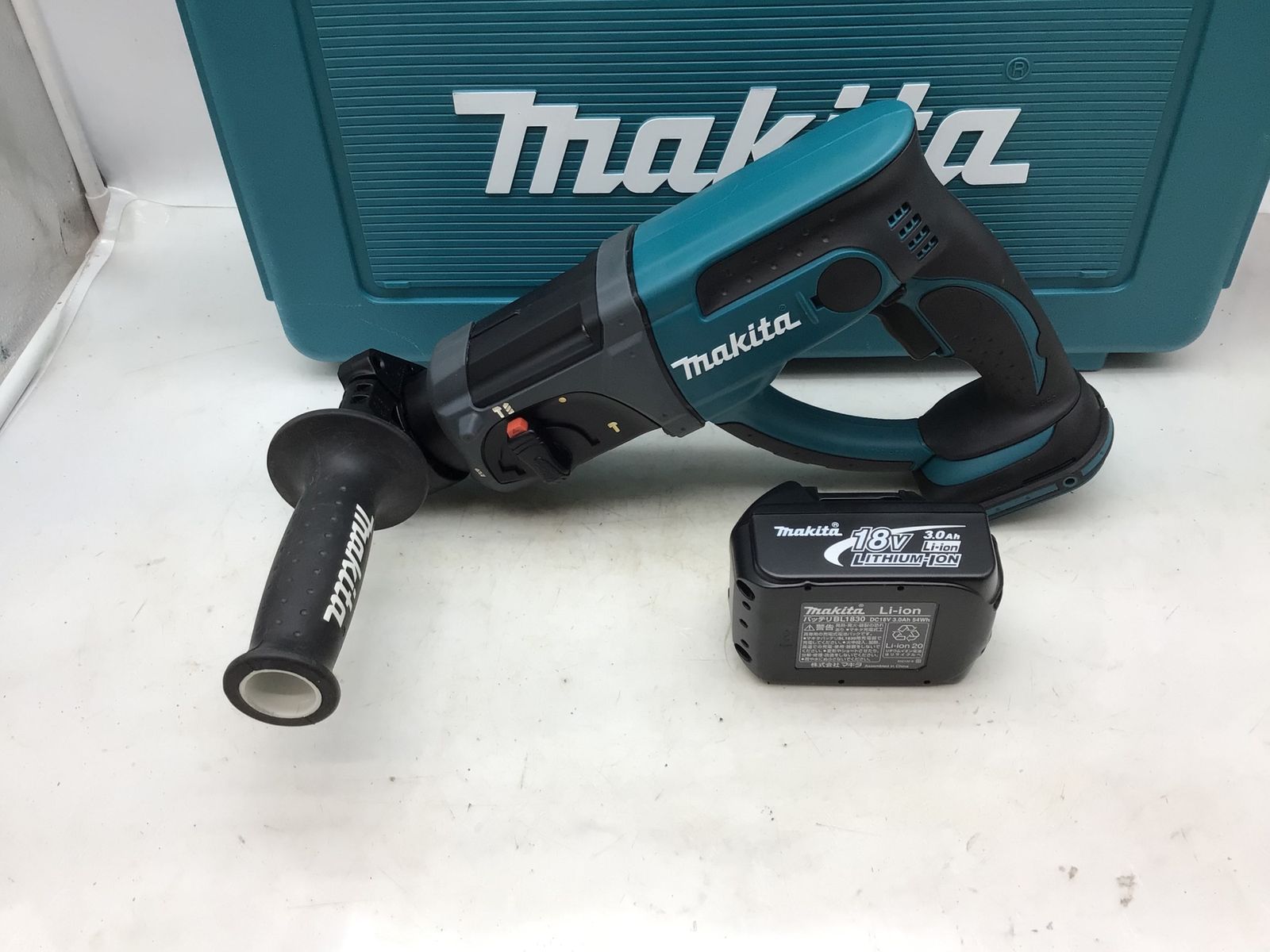 品 Makita|マキタ 18v20mm充電式ハンマドリル本体 充電器 バッテリー1個セット HR202DZ ITHLKSJA4EYW エコツール知立店 M02