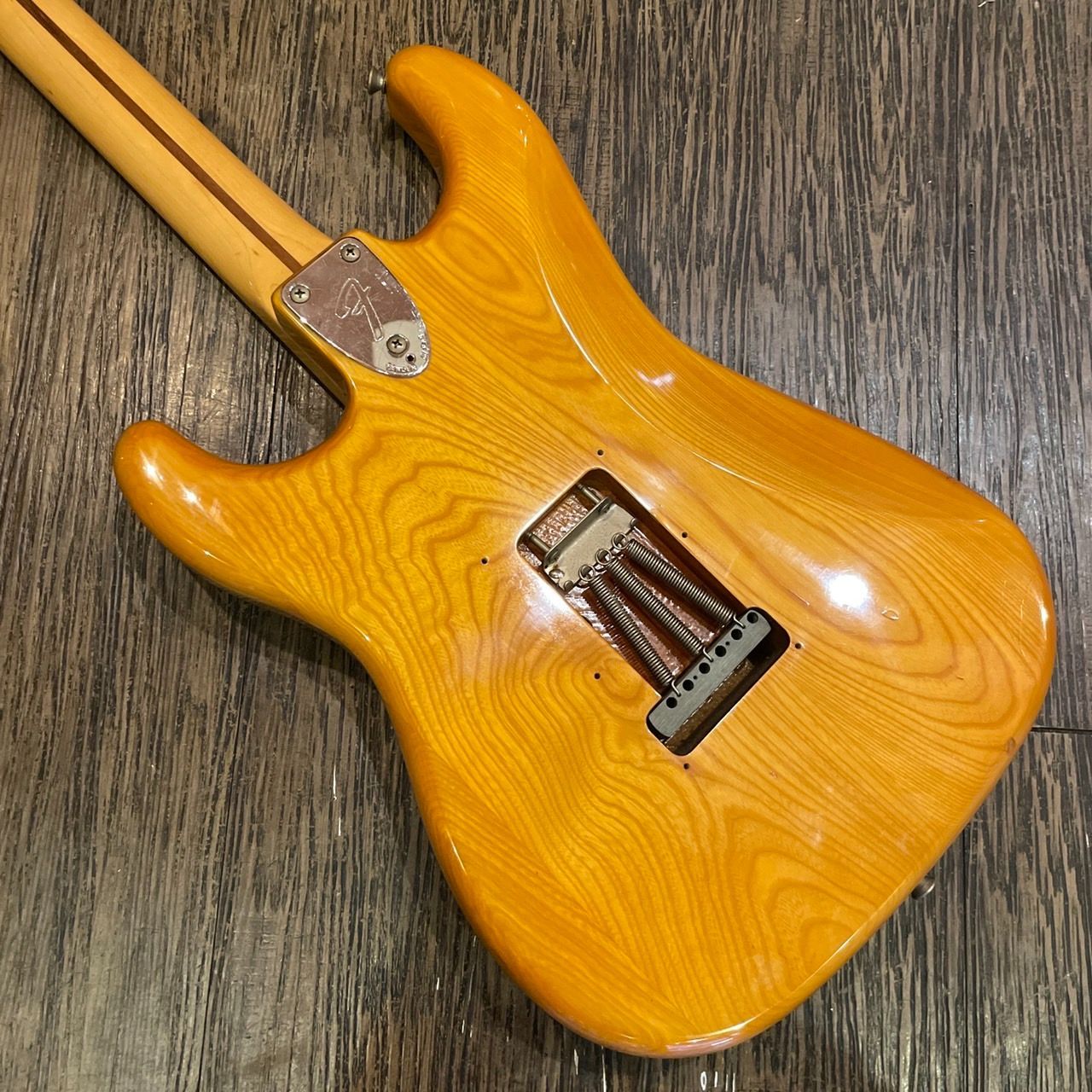 Fender Japan ST72 (CST-50M) Eシリアル ギター