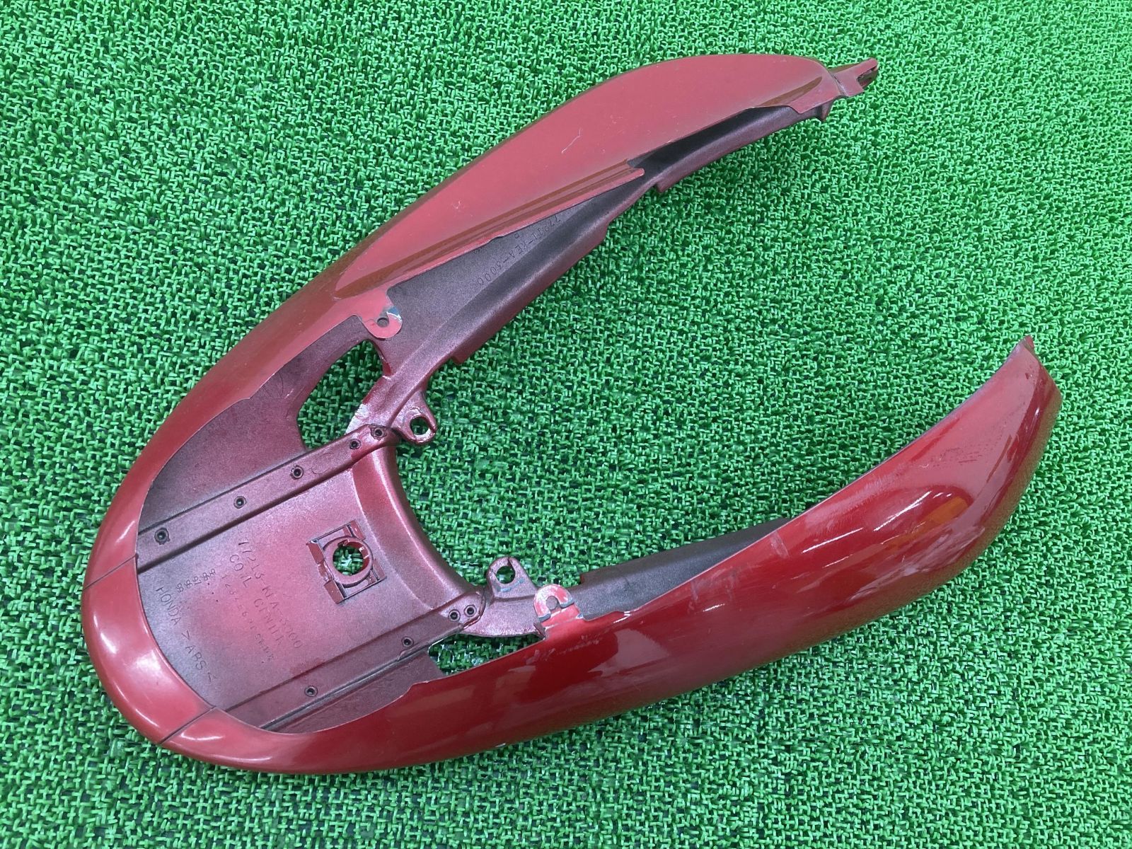ホーネット250 純正テールカウル 赤色 ホンダ ホーネット250 テールカウル 赤 KEA 純正 中古 バイク