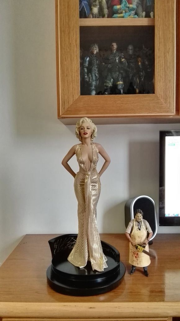 マリリン モンロー イメージ フィギュア サイズ 約40cm セクシー