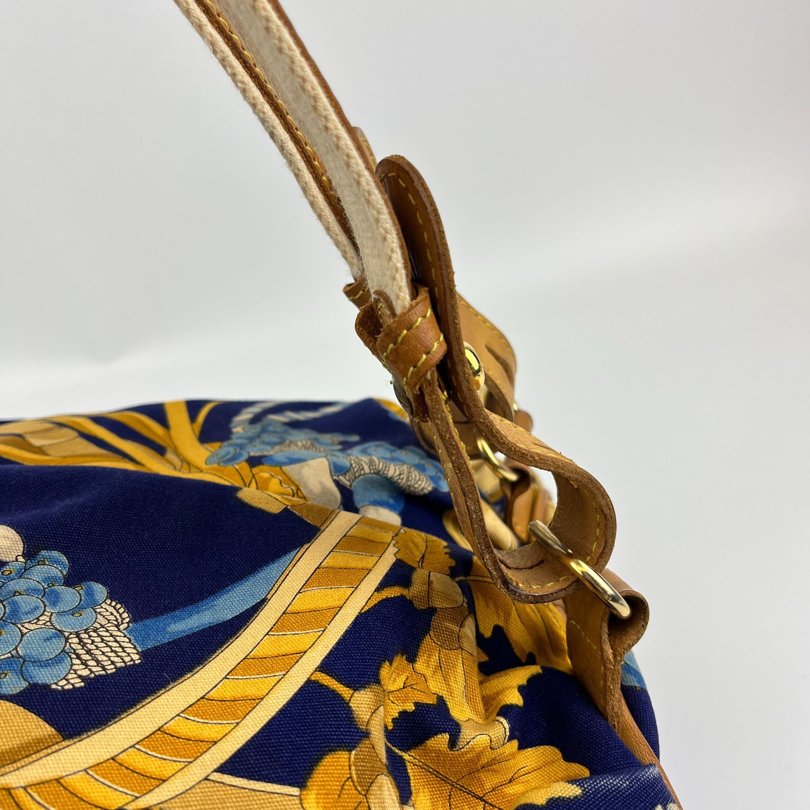 LOEWE ロエベ アナグラム リュック バックパック ヴィンテージ イタリア製 楽天市場】【レア美品】ロエベ LOEWE パズル アナグラム バック