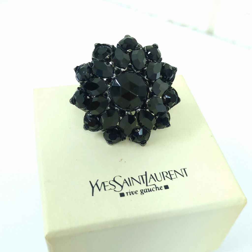 YSL イヴサンローラン リング 指輪 フラワー ブラックストーン - メルカリ