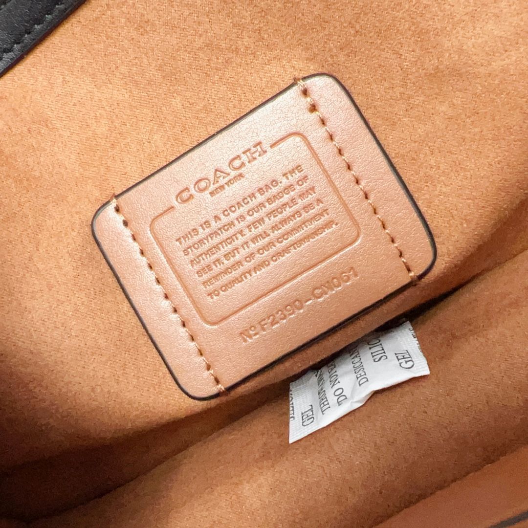 コーチ　COACH CN061 Brynnバッグ　ハンドバッグ　メッセンジャー　ショルダーバッグ　ブラック