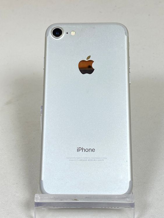 iPhone7 32gb シルバー バッテリー87% SIMフリー iPhone7 32GB シルバー バッテリー87% 送料無料