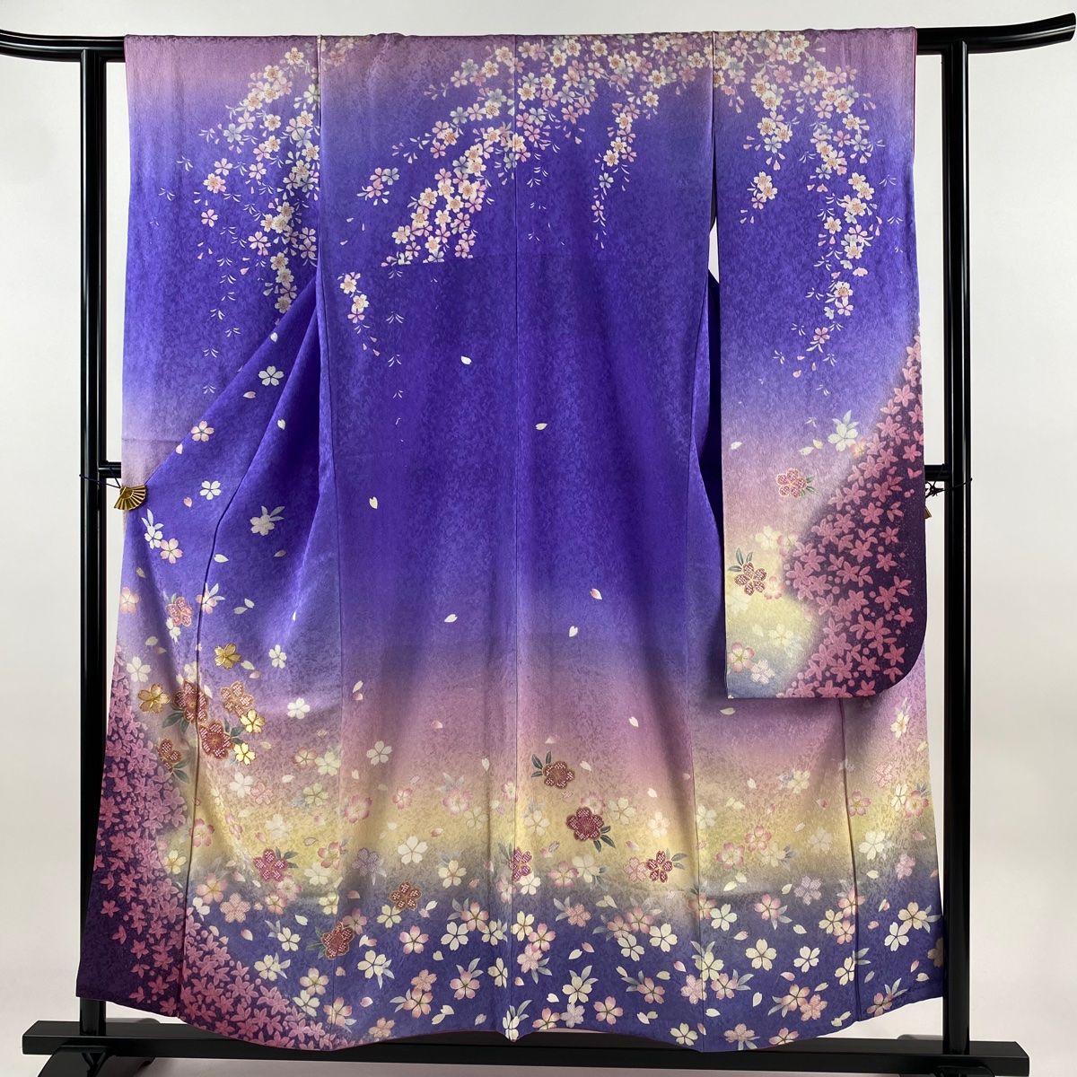 振袖 身丈157.5cm 裄丈60cm S 袷 鈴乃屋 桜 桜の花びら 銀通し 金彩 紫 正絹