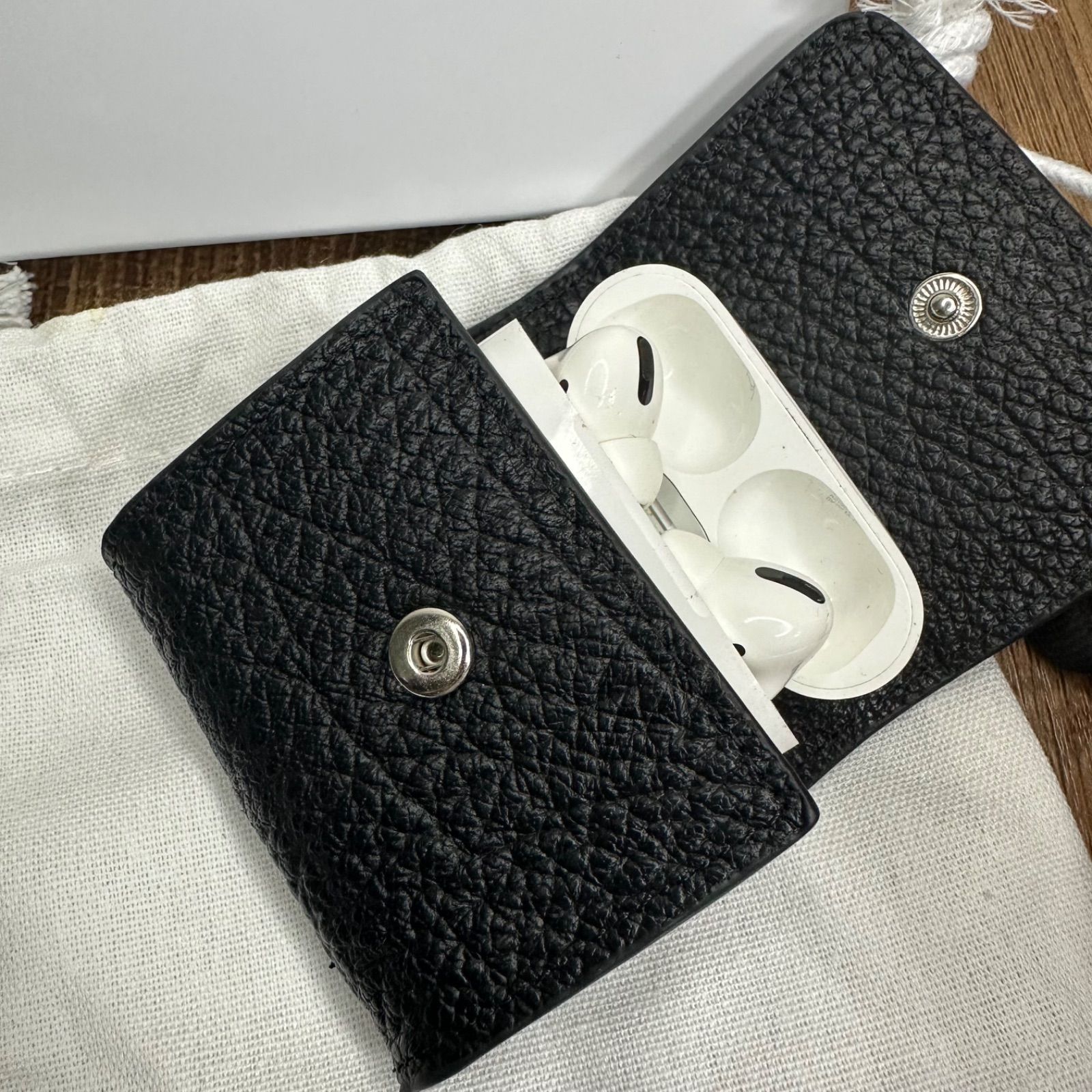 Margiela AirPodspro