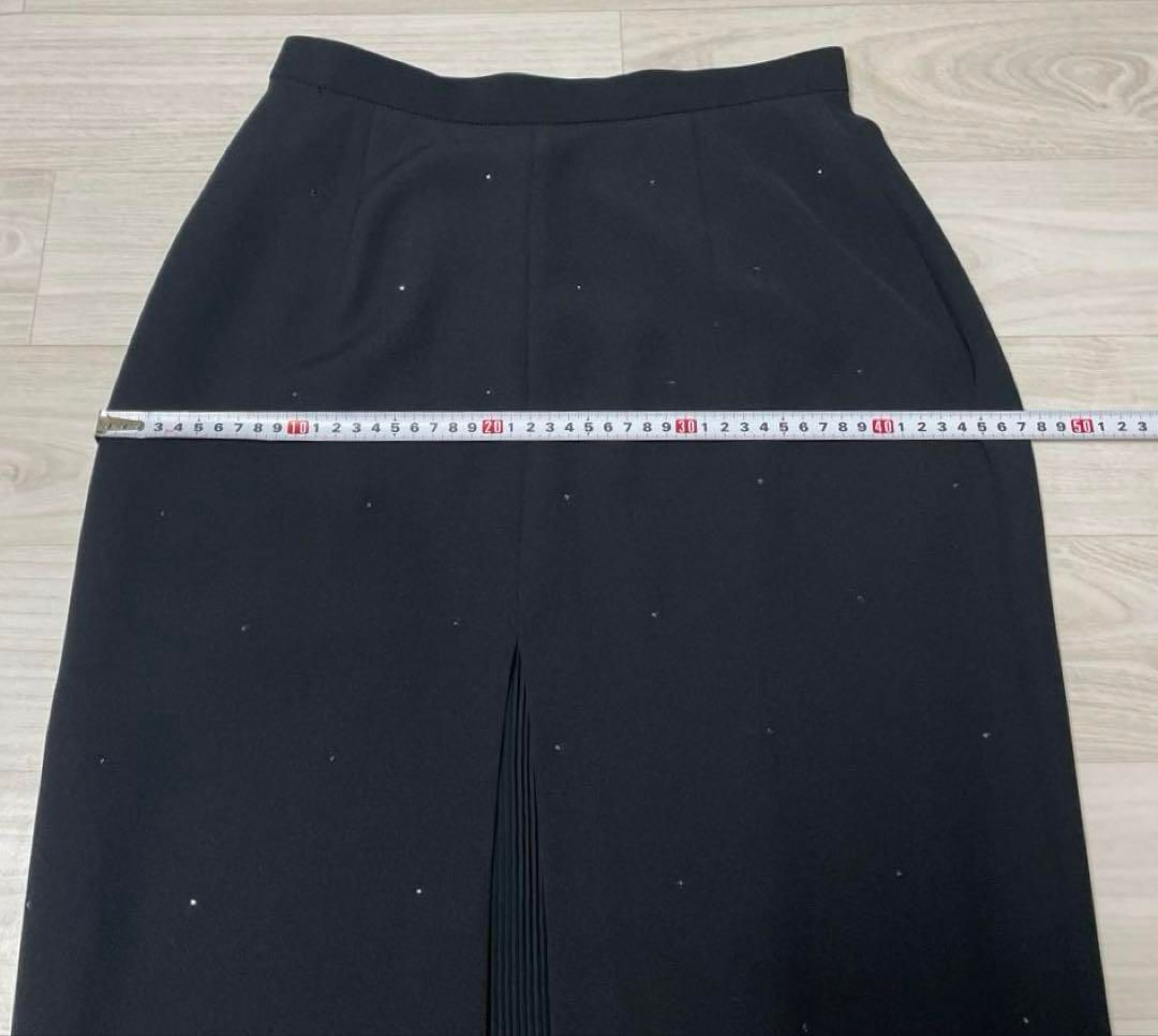 ブラック タイトスカート