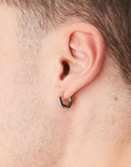 送料無料 エイソス メンズ ピアス イヤリング アクセサリー ASOS DESIGN waterproof stainless steel hexagon hoops in silver tone SILVER