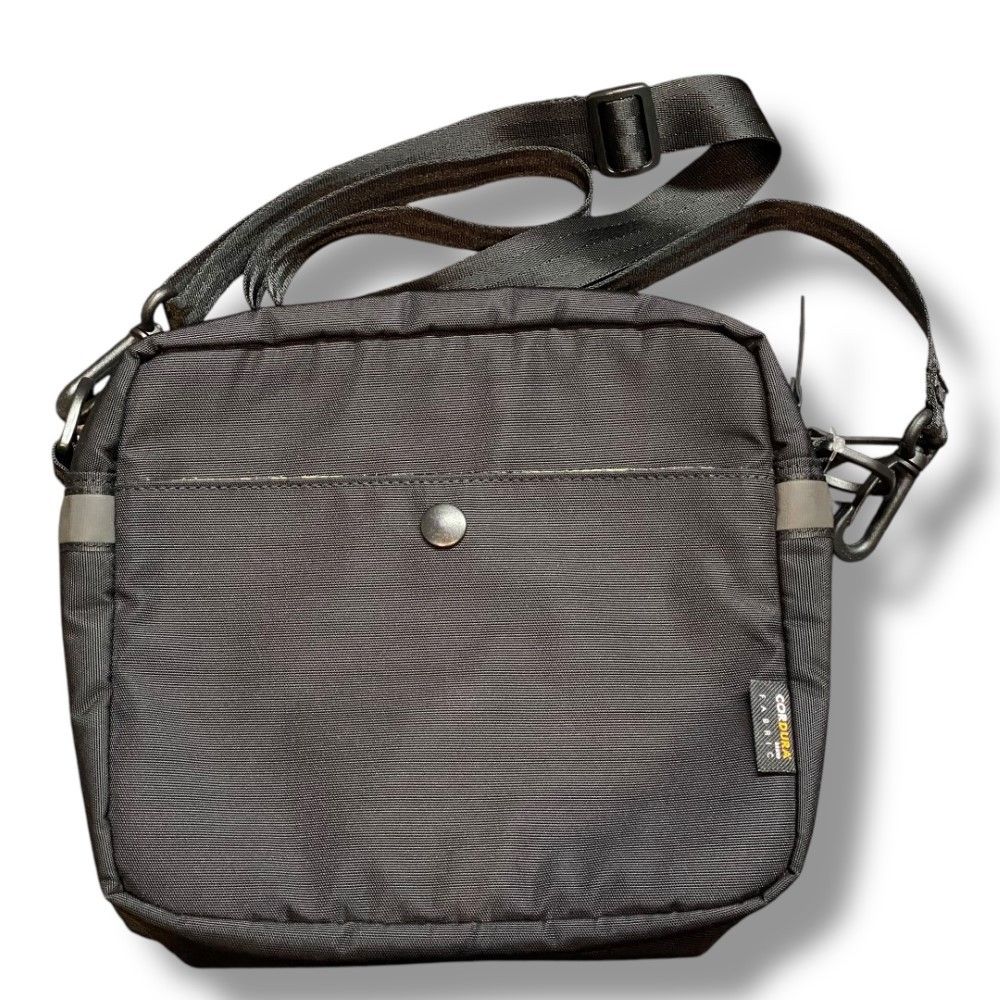 MAKAVELIC ×VERDY ショルダーバッグ ブラック MAKAVELIC × VERDY ショルダーバッグ ブラック - メルカリ