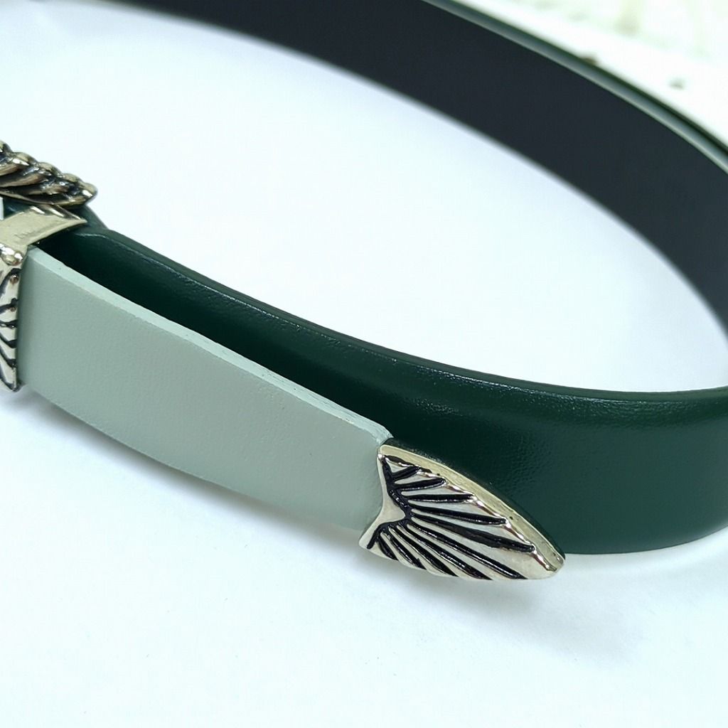 TOGA PULLA トーガプルラ ダブルバックルベルトグリーン 65～67.5cm  