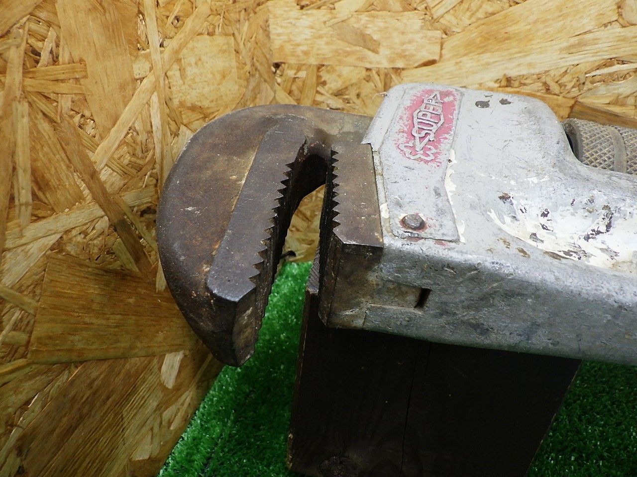 パイプレンチ AP-900