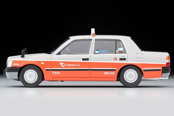 トヨタ クラウンコンフォート タクシー（小田急交通）LV-N218b