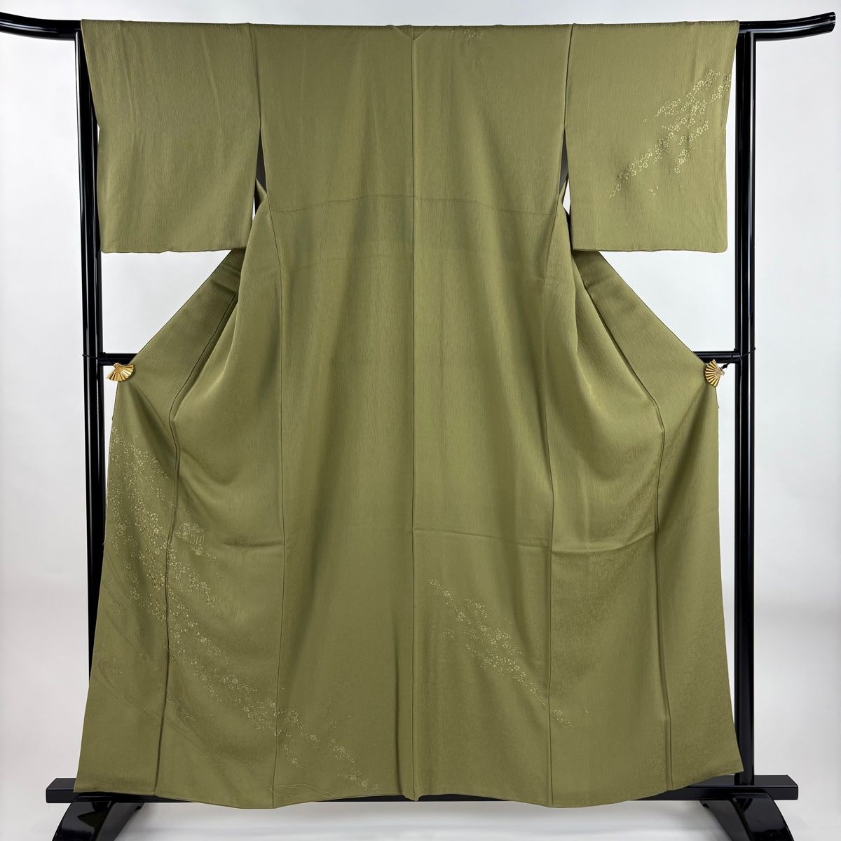 付下げ 身丈160cm 裄丈62.5cm S 袷 梅 源氏香 金糸 刺繍 よもぎ色 正絹