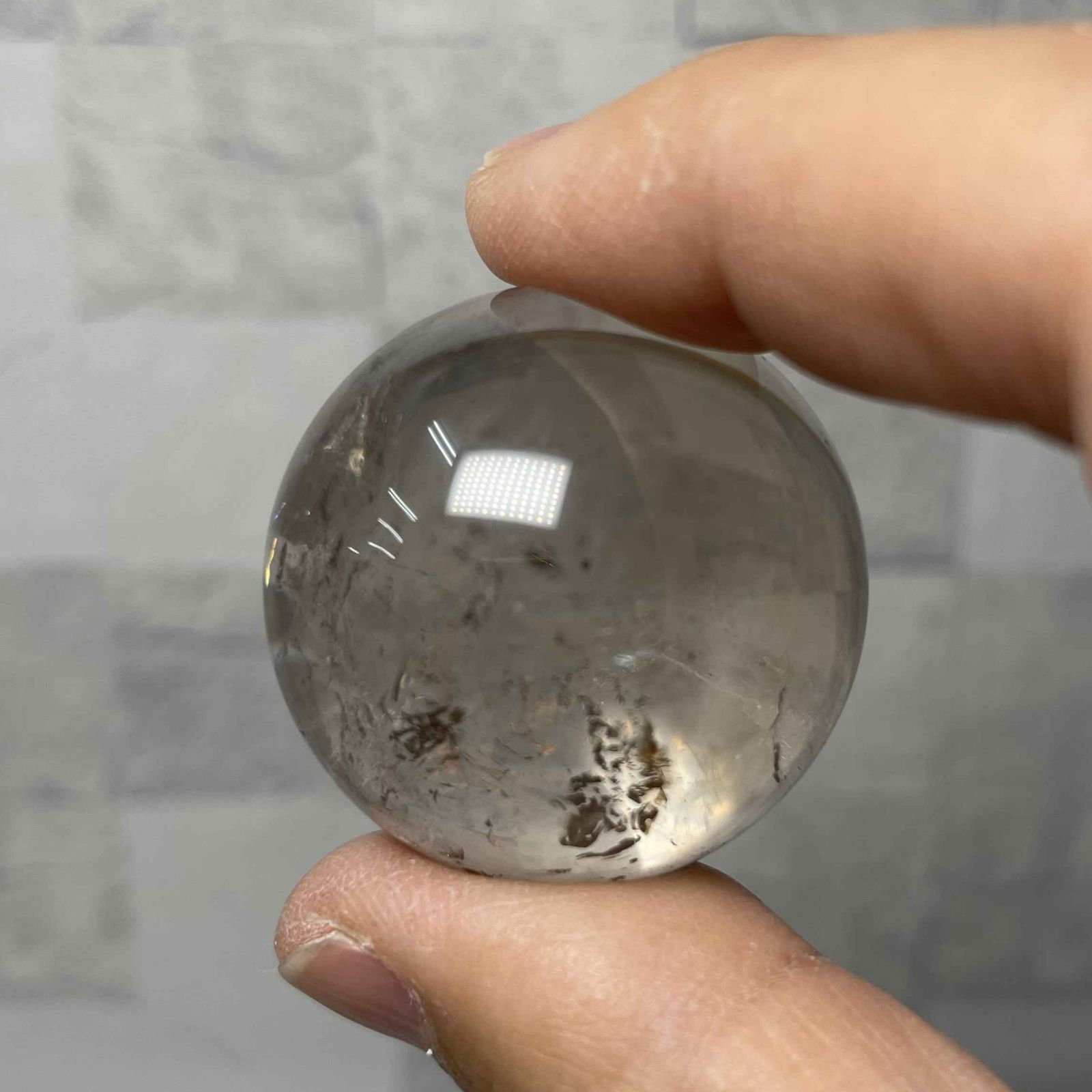 クリスタルクォーツ アイリス スフィア 丸玉 直径 33mm 全長 40mm 置台 