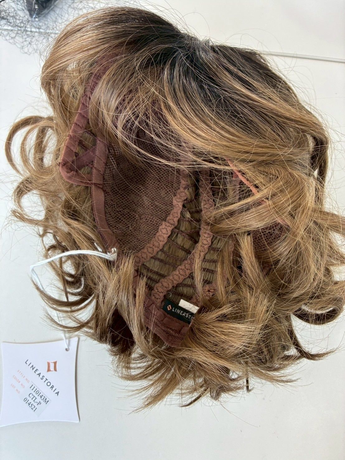 アートネイチャー ジュリアオージェ レイヤーボブフルウィッグ ダークブラウン レディースアートネイチャージュリアオージェ フルウィッグM 医療用