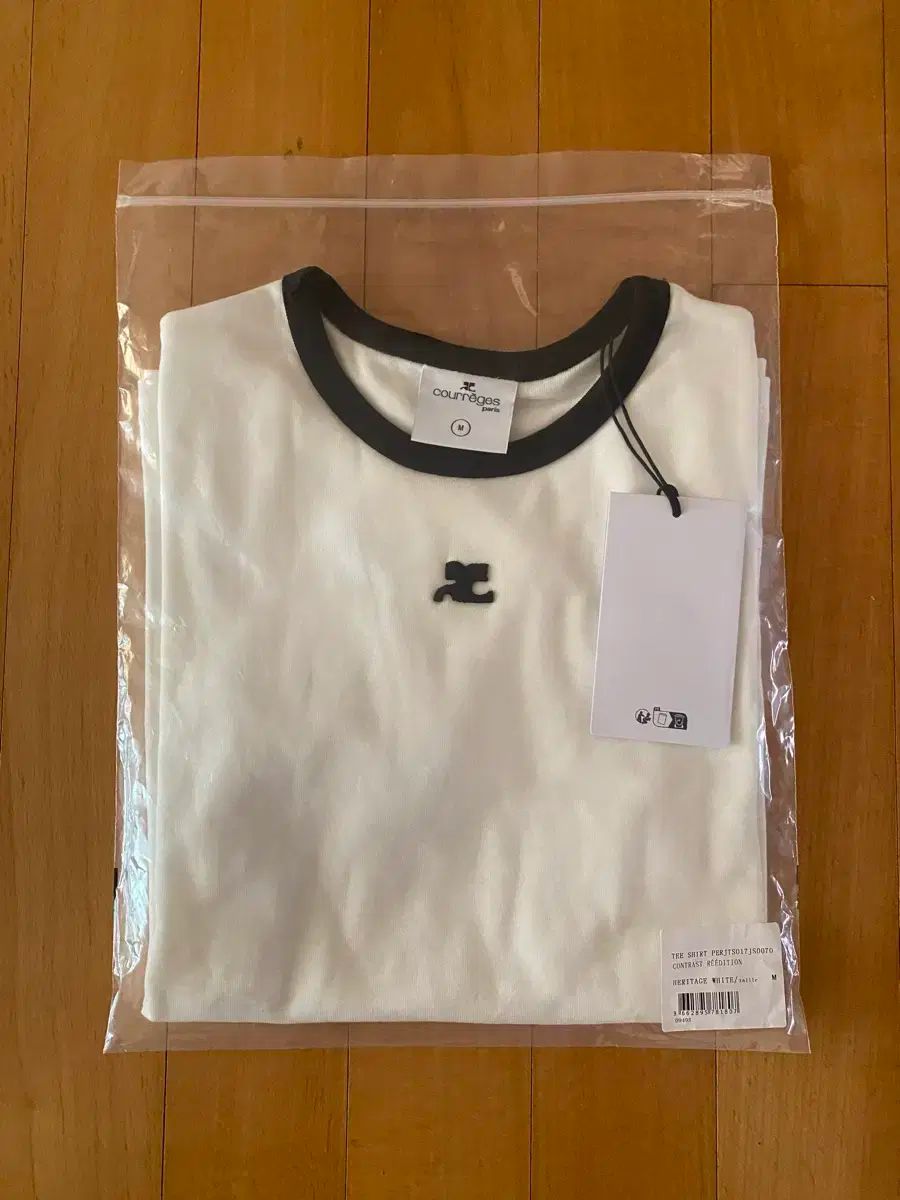 呉津 コントラスト Tシャツ M _Courage |