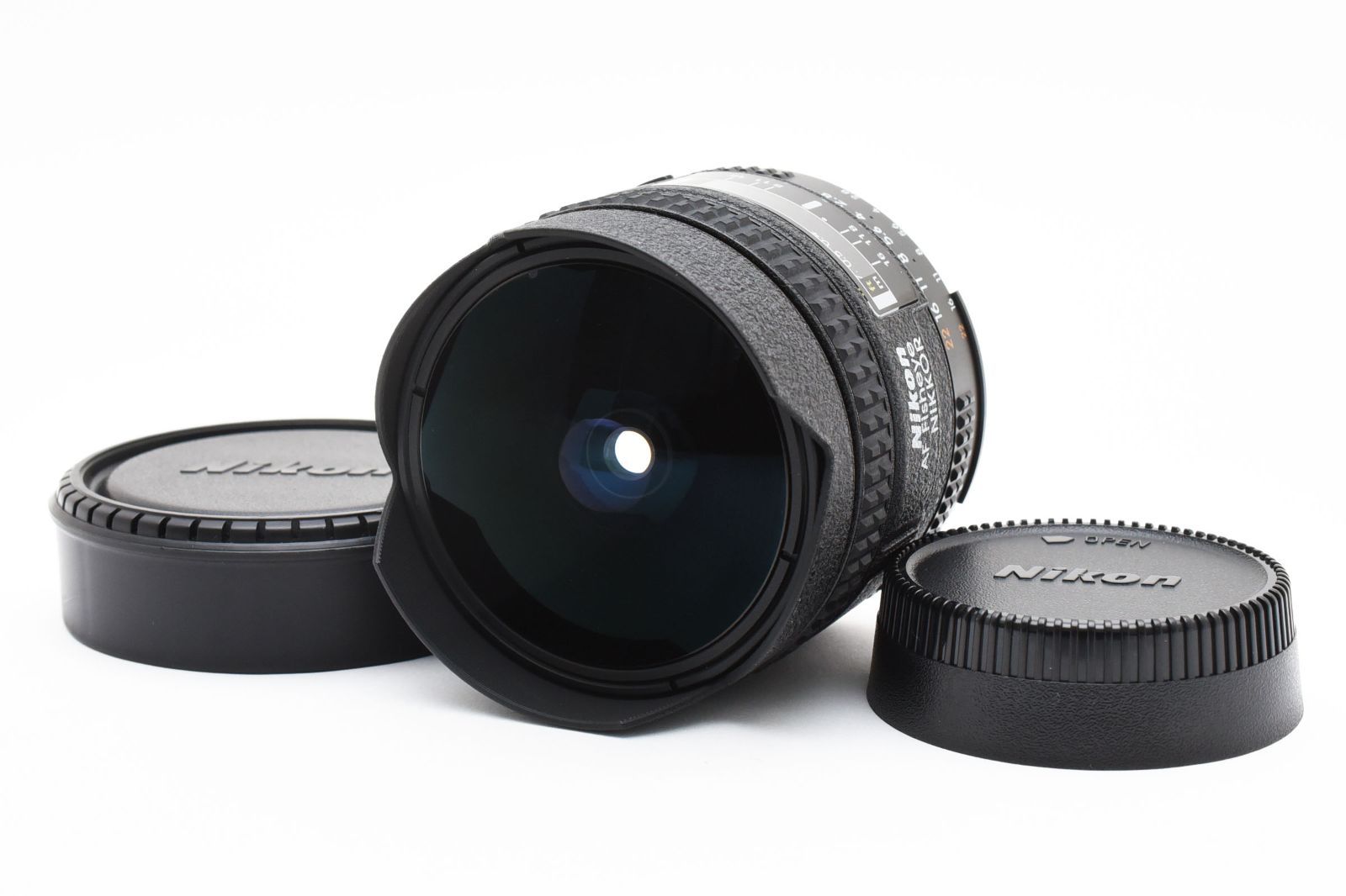 Nikon 16mm f/2.8D フィッシュアイレンズ Nikon AF NIKKOR 16mm f/2.8 D Fisheye Autofocus Lens {Rear Bayonet}