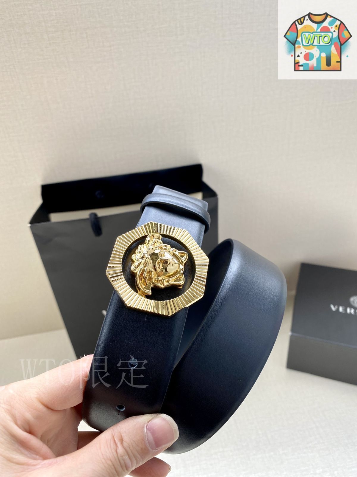 GUCCI - 専用 グッチ GUCCI Dog Bone TOY ドッグトイ ボーン 骨型 ロゴ入り