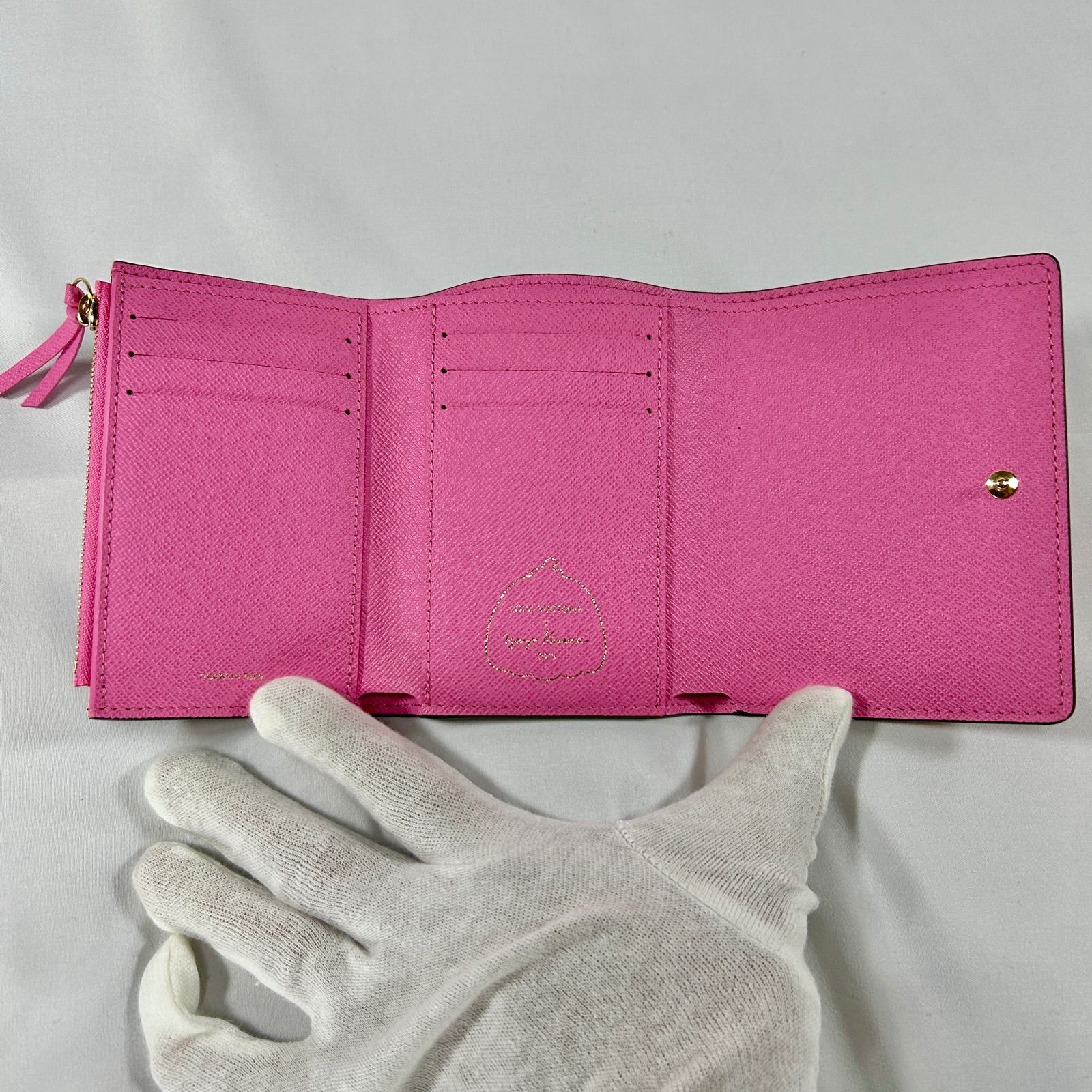 新品】LOUIS VUITTON 草間彌生 ポルトフォイユ・ヴィクトリーヌM82111 