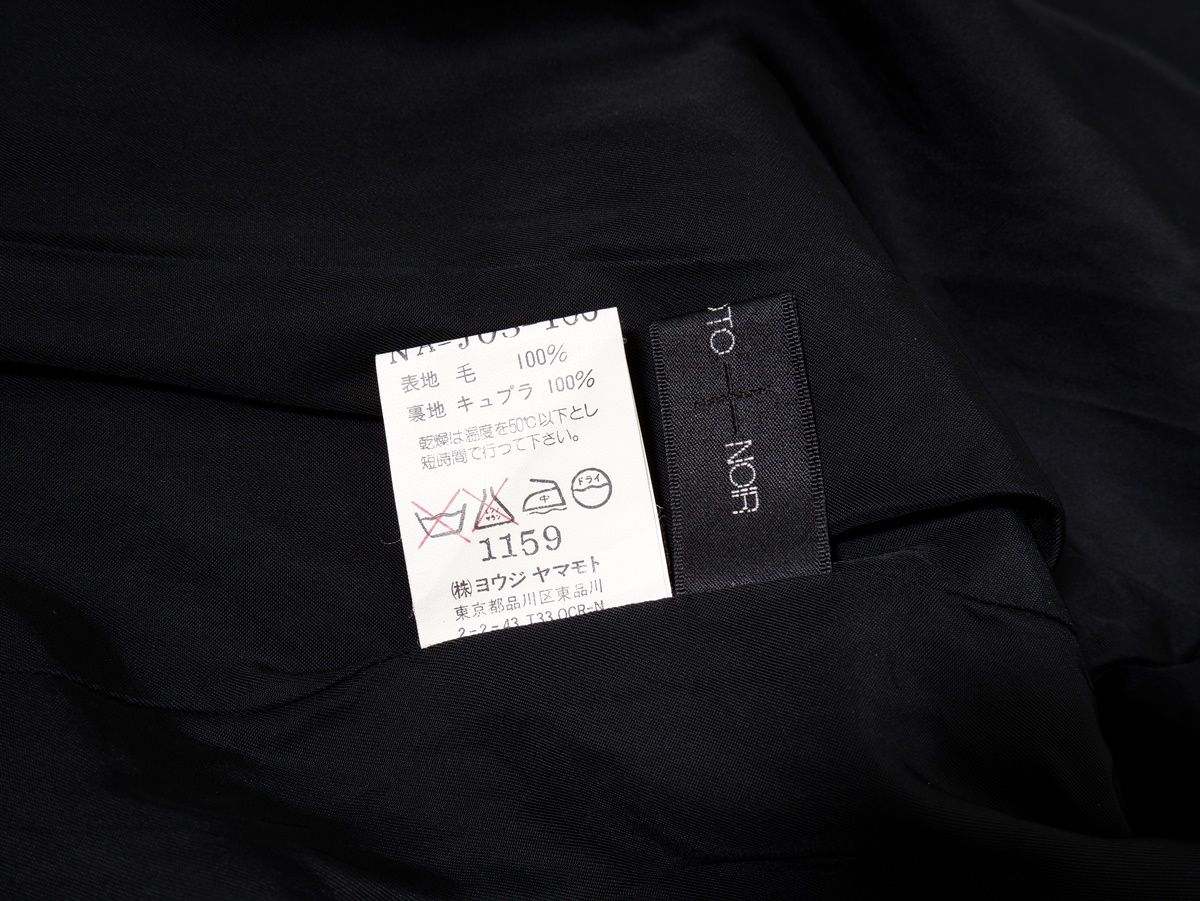 Yamamoto NOIRヨウジヤマモト