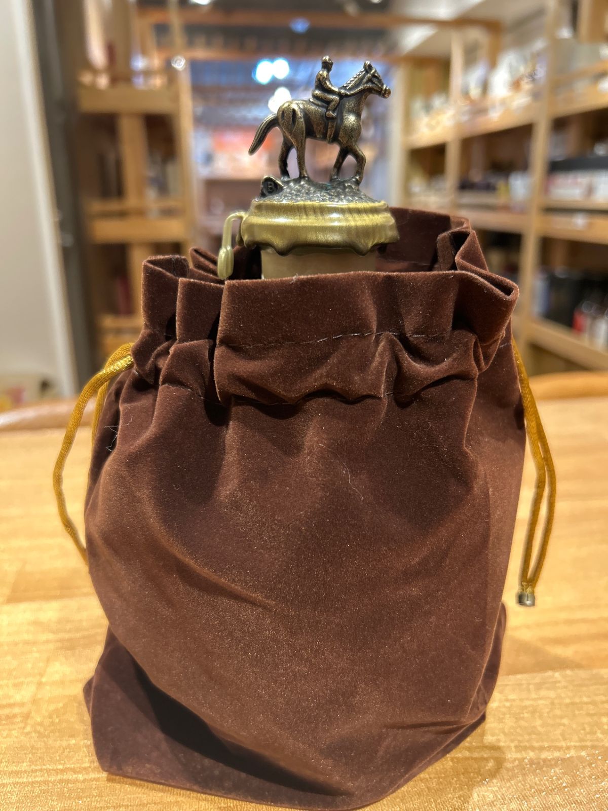 元気のある ブラントン シングルバレルバーボン 750ml 2025年新色！