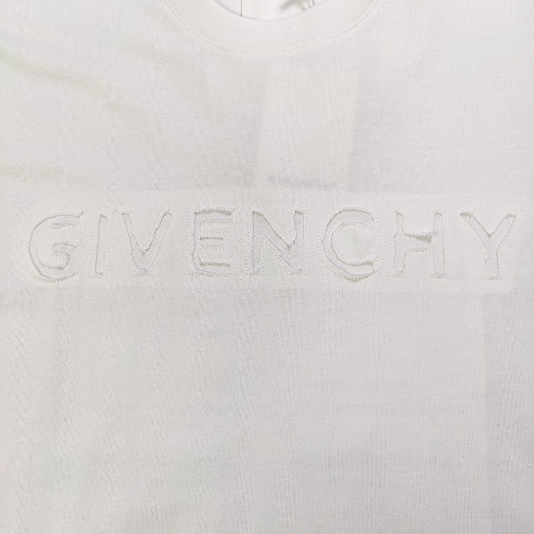 【GIVENCHY】関税込☆ ショートスリーブ プリント Tシャツ GIVENCHY ジバンシィ 20SS SIGNATURE PRINT TEE BM70UK3002