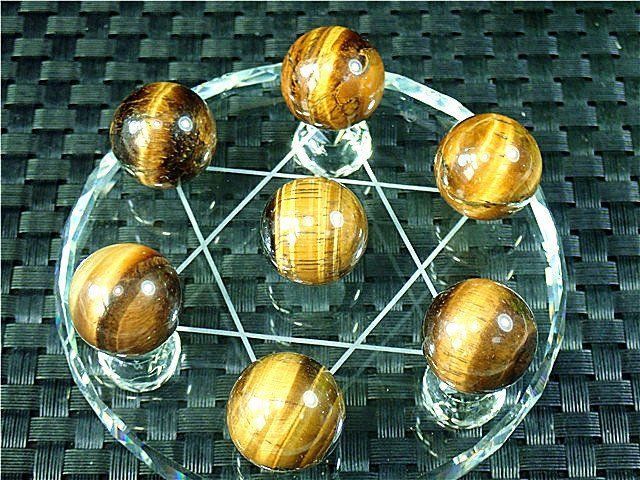 巨大パワーストーン⭐︎お金の源泉　ガイア 3点まとめて専用ページ - メルカリ