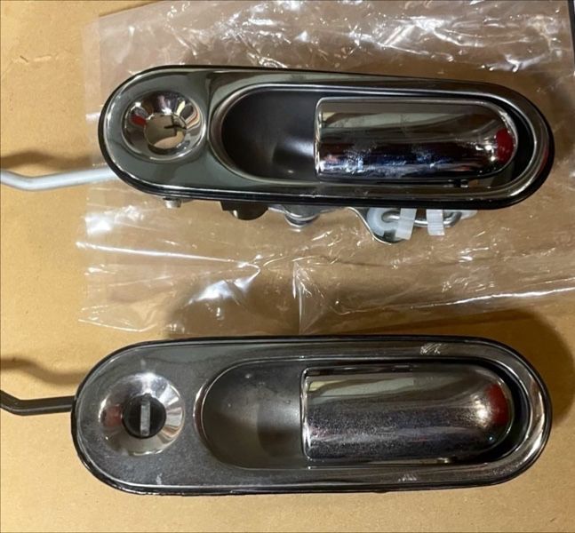 マツダ MAZDA 純正 ユーノス ロードスター NA6CE NA8C アウター ドアハンドル RH LH 助手席 運転席 セット パーツ エンジン タイヤ バンパー 検索 マフラー