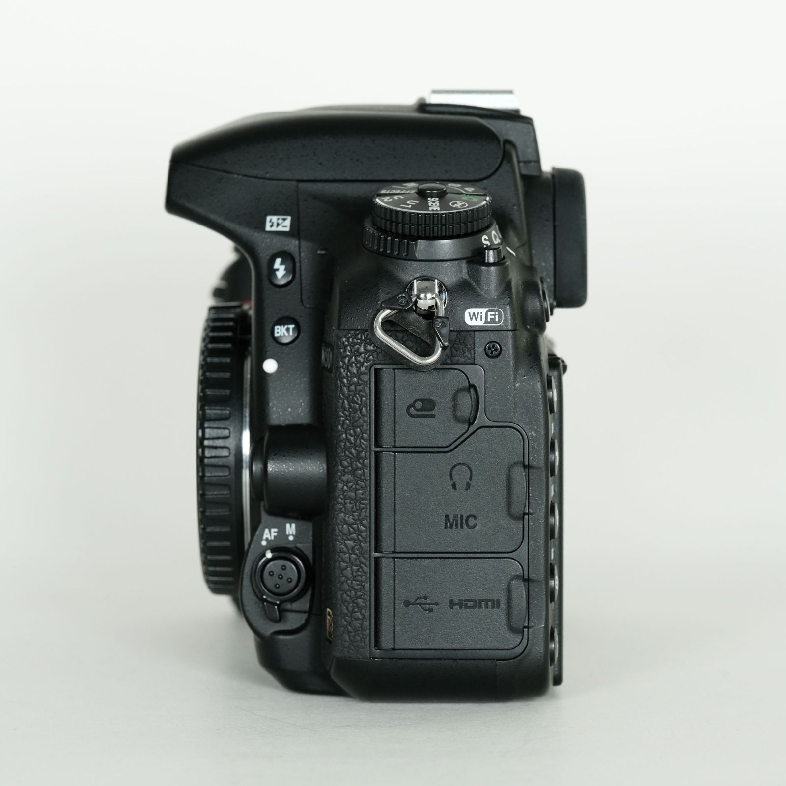 ☆良品【NIKON】D750 ボディ ニコン 中古)Nikon (ニコン) D750 ボディ（商品ID：3717018186516）詳細
