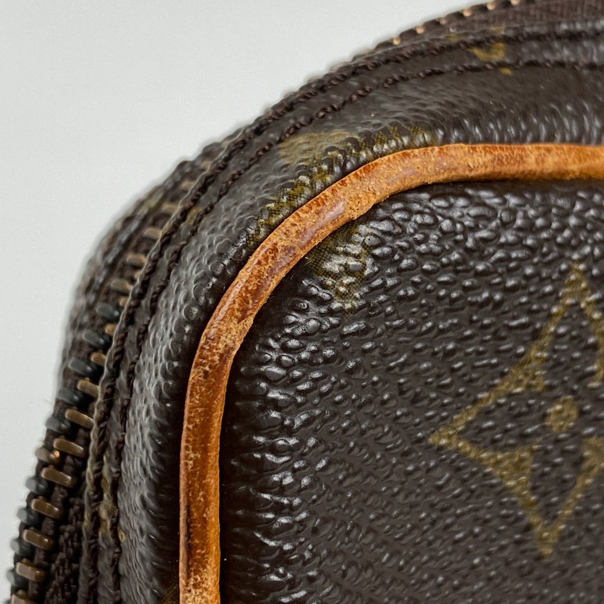 ルイ・ヴィトン Louis Vuitton マルリードラゴンヌ クラッチバッグ