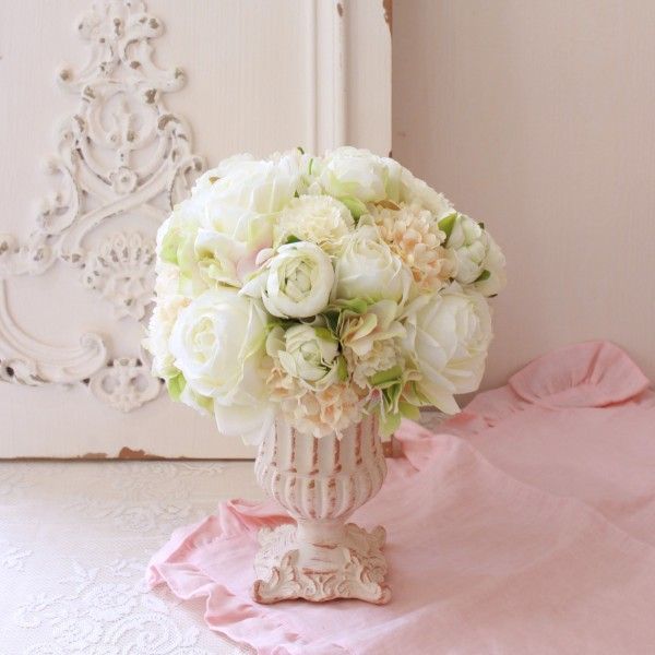 フラワーアレンジ 薔薇 ローズ 母の日 ギフト クリームラウンド インテリア アレンジ アートフラワー バラ かわいい 贈り物 お祝い フラワーアレンジ フラワーギフト インテリアフラワー