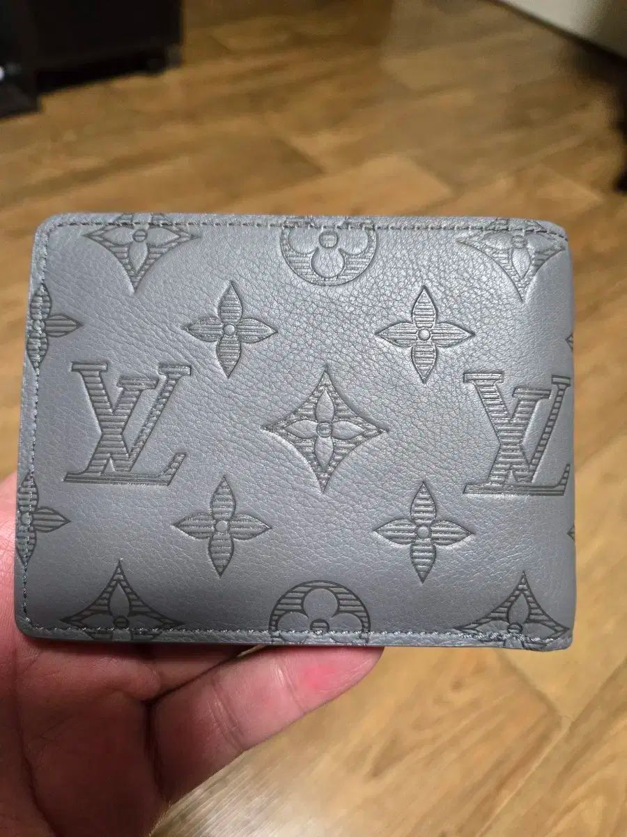 Vuitton ルイヴィトン