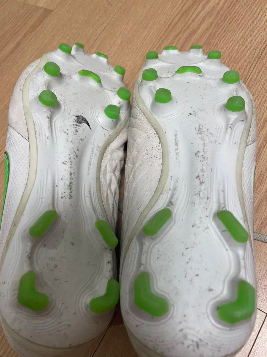 【アスレタ原宿別注モデル】 11023 CODE A002 ID 26cm 完品 アスレタ原宿別注モデル】 11023 CODE A002 ID 26cm 完品 - メルカリ