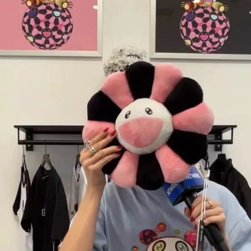 村上隆　blackpink クッション30cm 村上隆X BLACKPINK FLOWER PILLOW 30cm | JPONLINE 日本通
