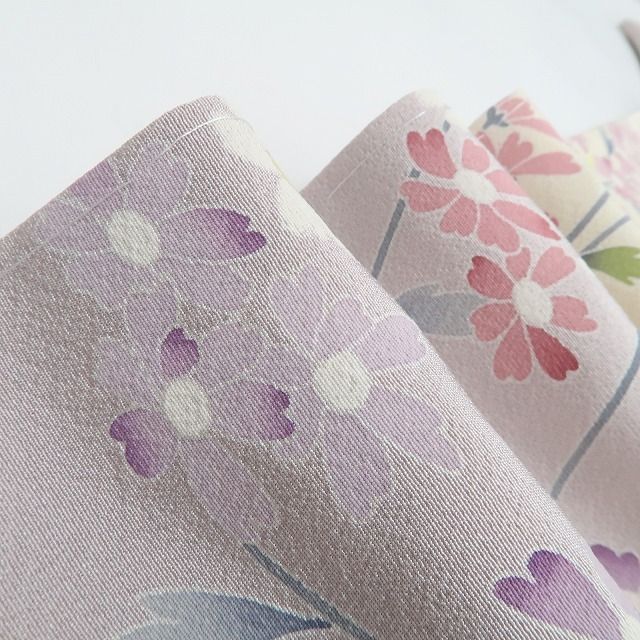 ❁tomihisa❁ 京加賀友禅 松本健一 落款 着物 正絹 仕付け糸付 淡く香る花々で装いに上品な華を添えて 訪問着 7005