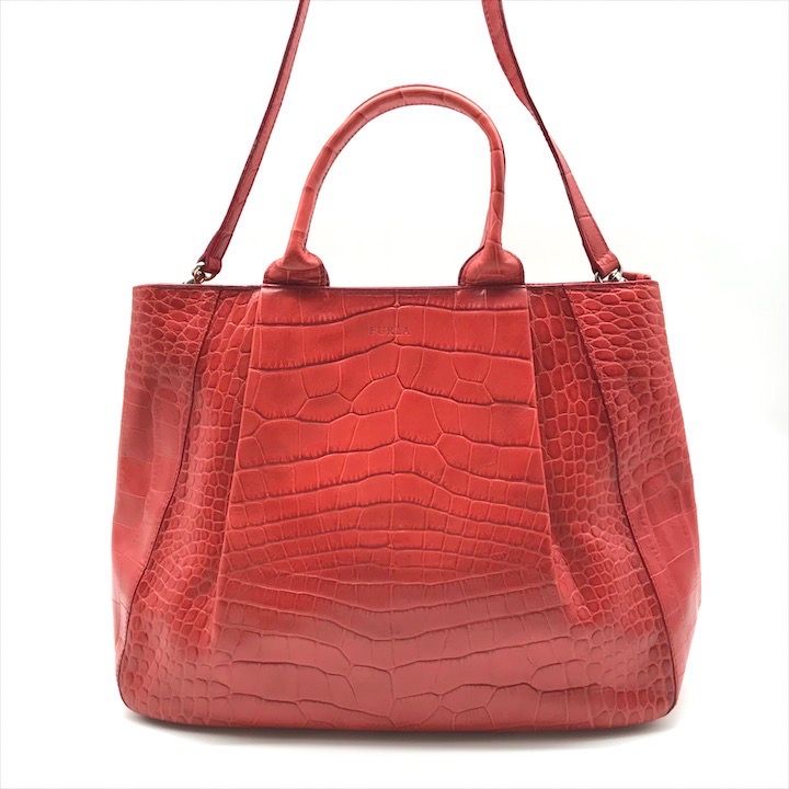 FURLA フルラ クロコ型押し 2WAY トート ショルダー バッグ レッド レディース 大容量 ブランド 斜め掛け かばん r150