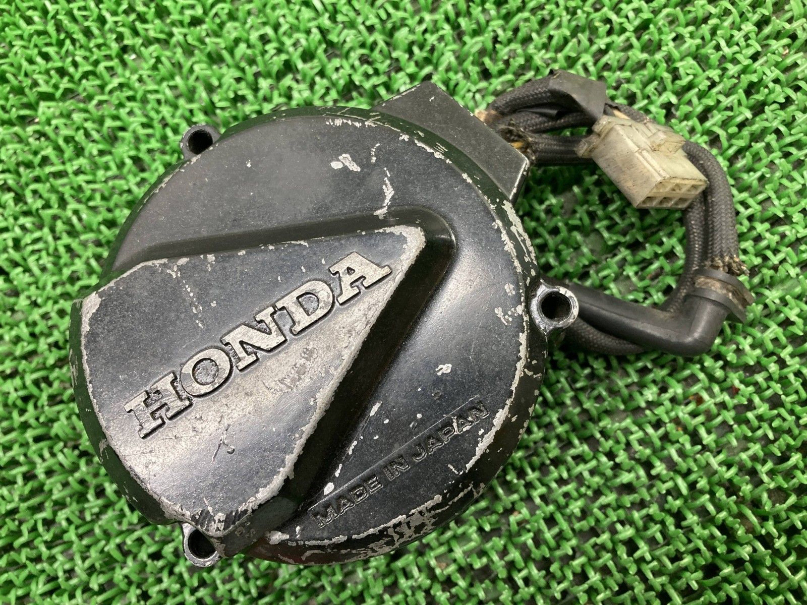 MVX250F エンジンカバー ホンダ 純正 バイク 部品 MC09 ジェネレーターカバー ペイント素材に 割れ欠け無し 品薄 品 xG