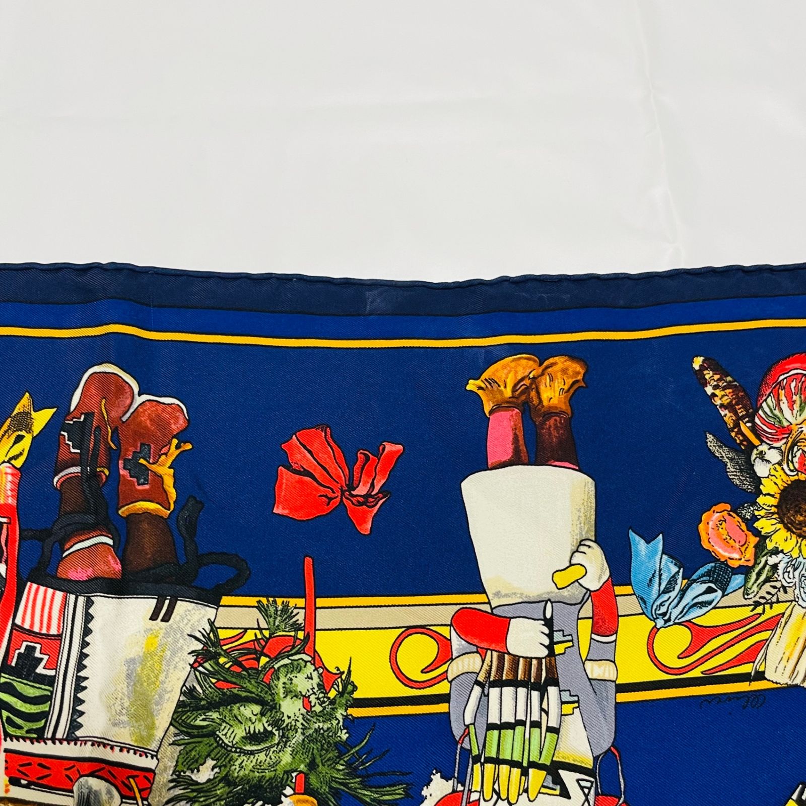 美品 エルメス カレ90 Kachinas カチナ 民族 マルチカラー スカーフ HERMES エルメス カレ90 Kachinas カチナ 民族 ブルー x マルチ