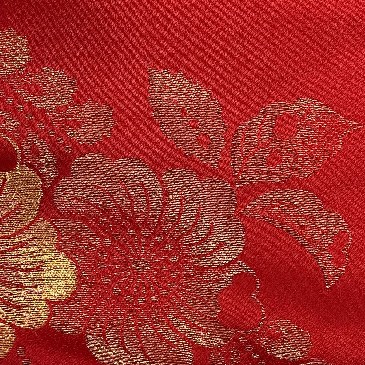 振袖 身丈161.5cm 裄丈67.5cm 正絹 秀品 【中古】 振袖 身丈161.5cm 裄丈66cm M 袷 牡丹 草花 金彩 ぼかし 紫 正絹 秀品